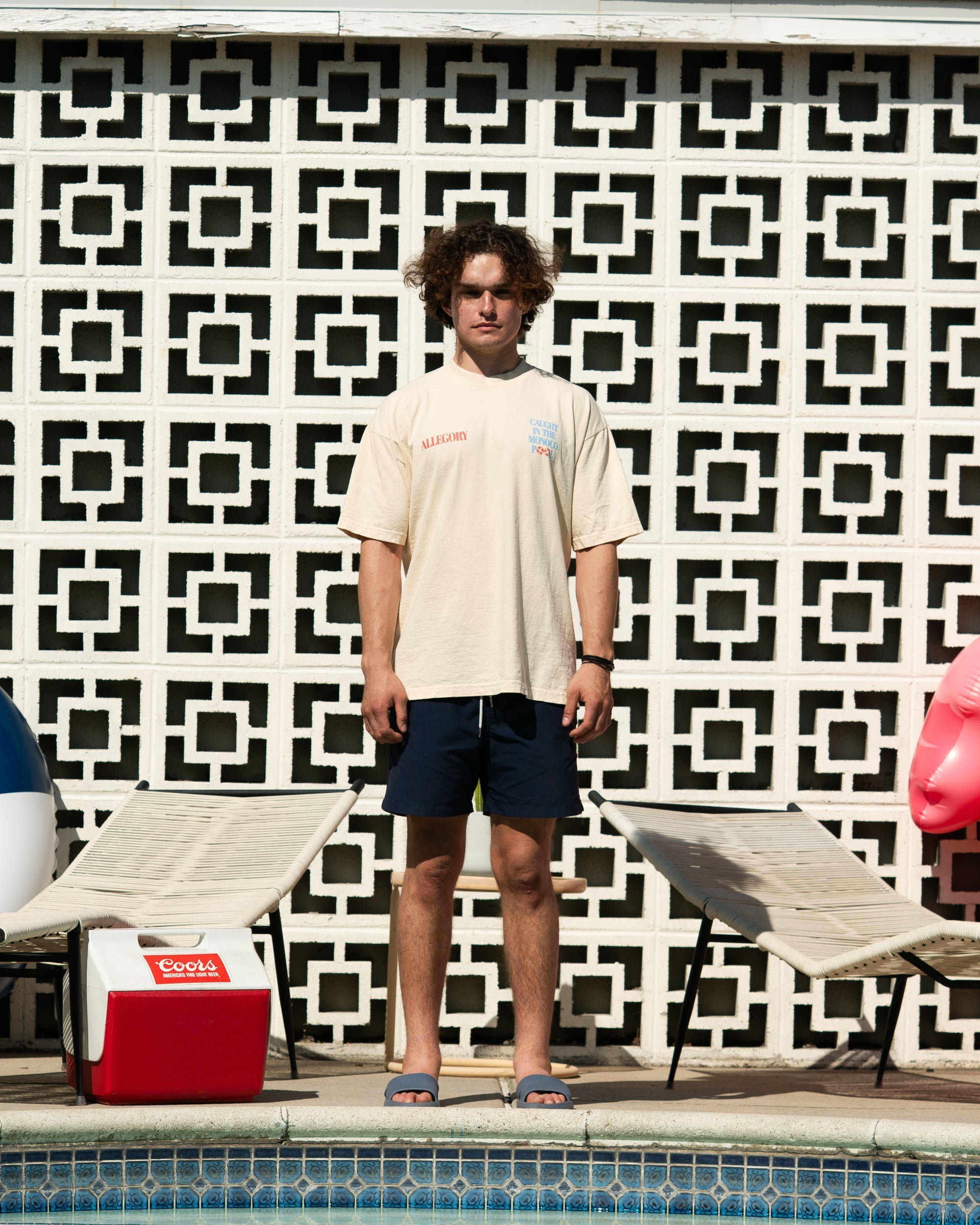 Caught In The Monaco Pool Tee / Washed Gold-6